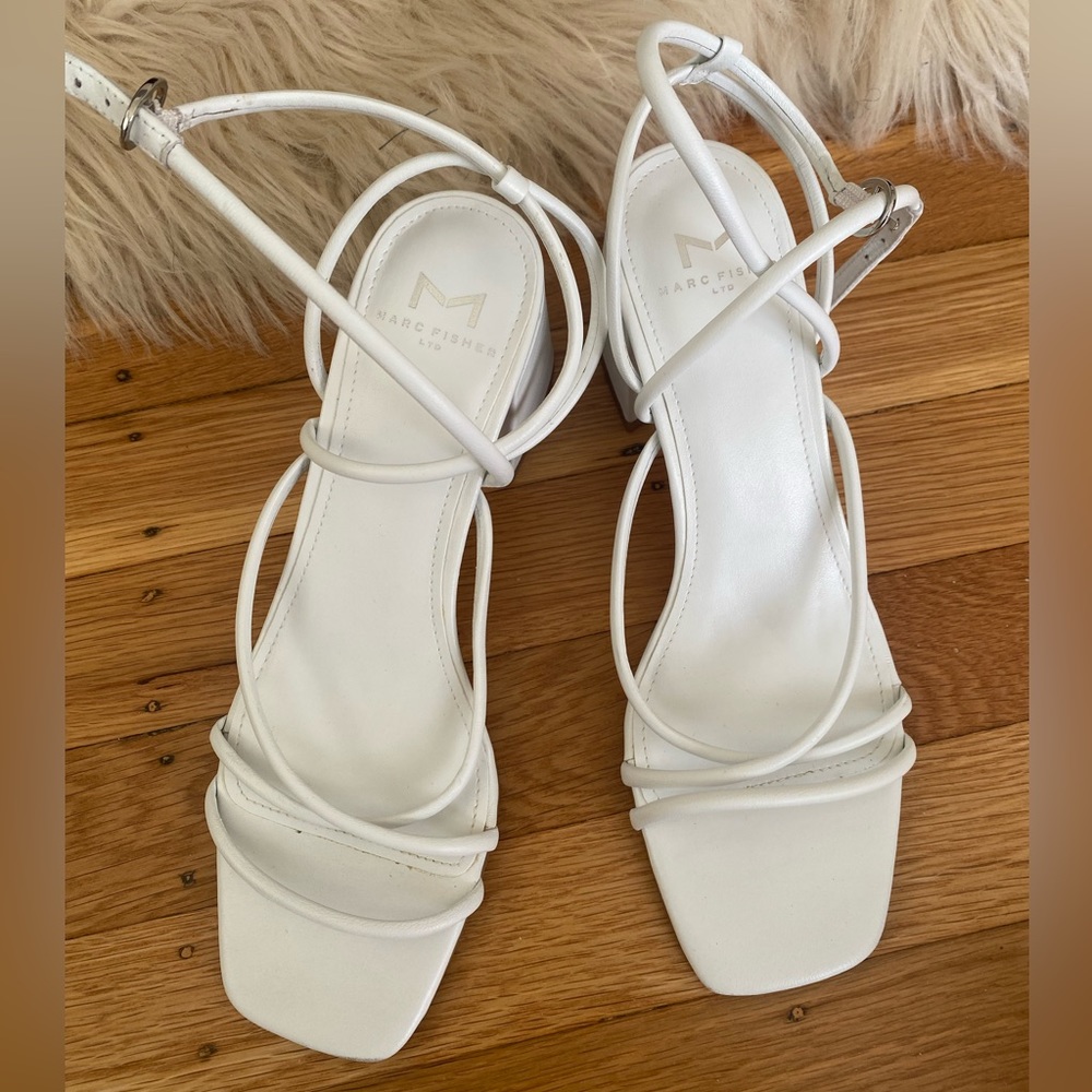 LIKE NEW Marc Fisher Ankle Strap Leather Heeled Sandal Women